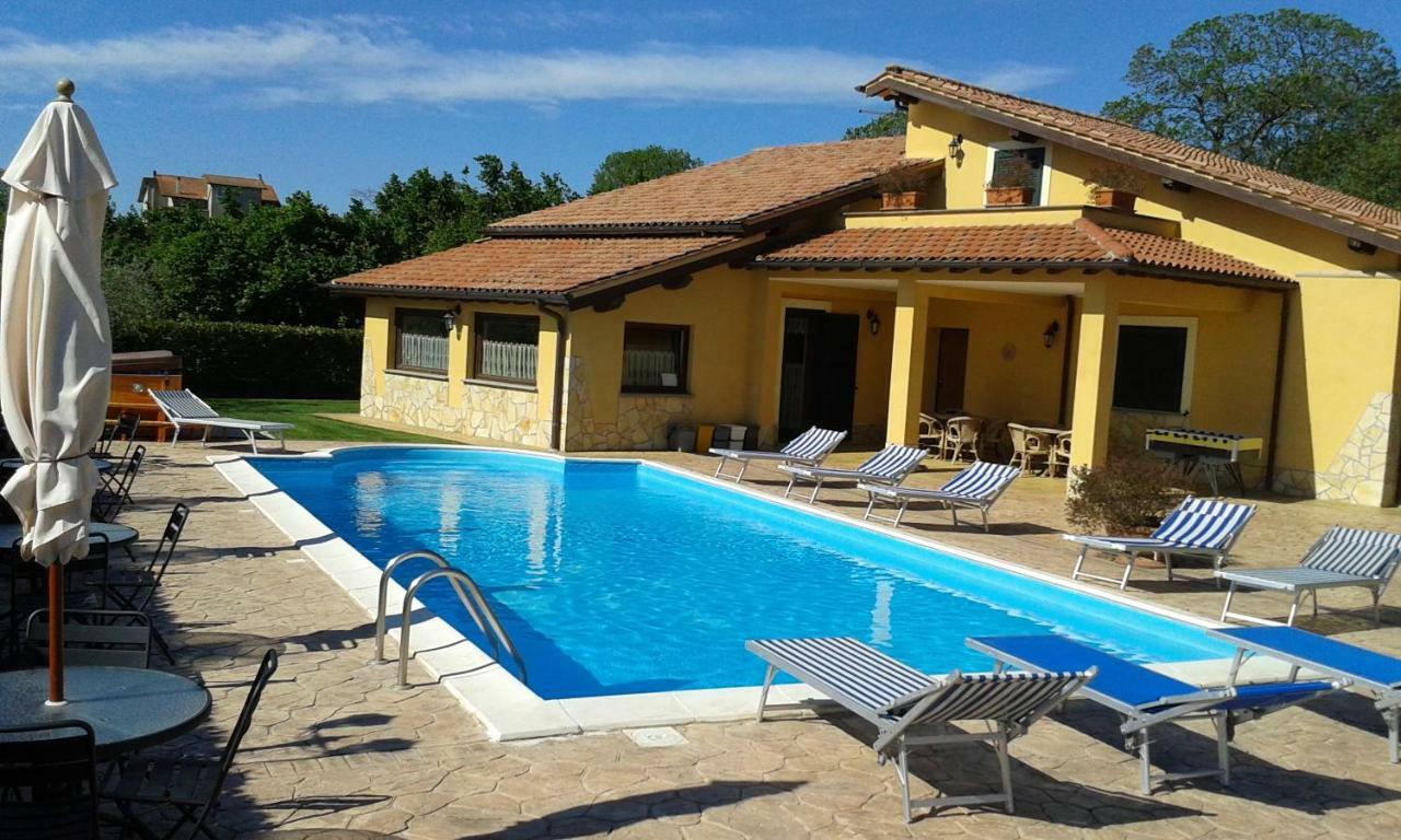 L'Infinito Bed & Breakfast Carbognano Eksteriør bilde